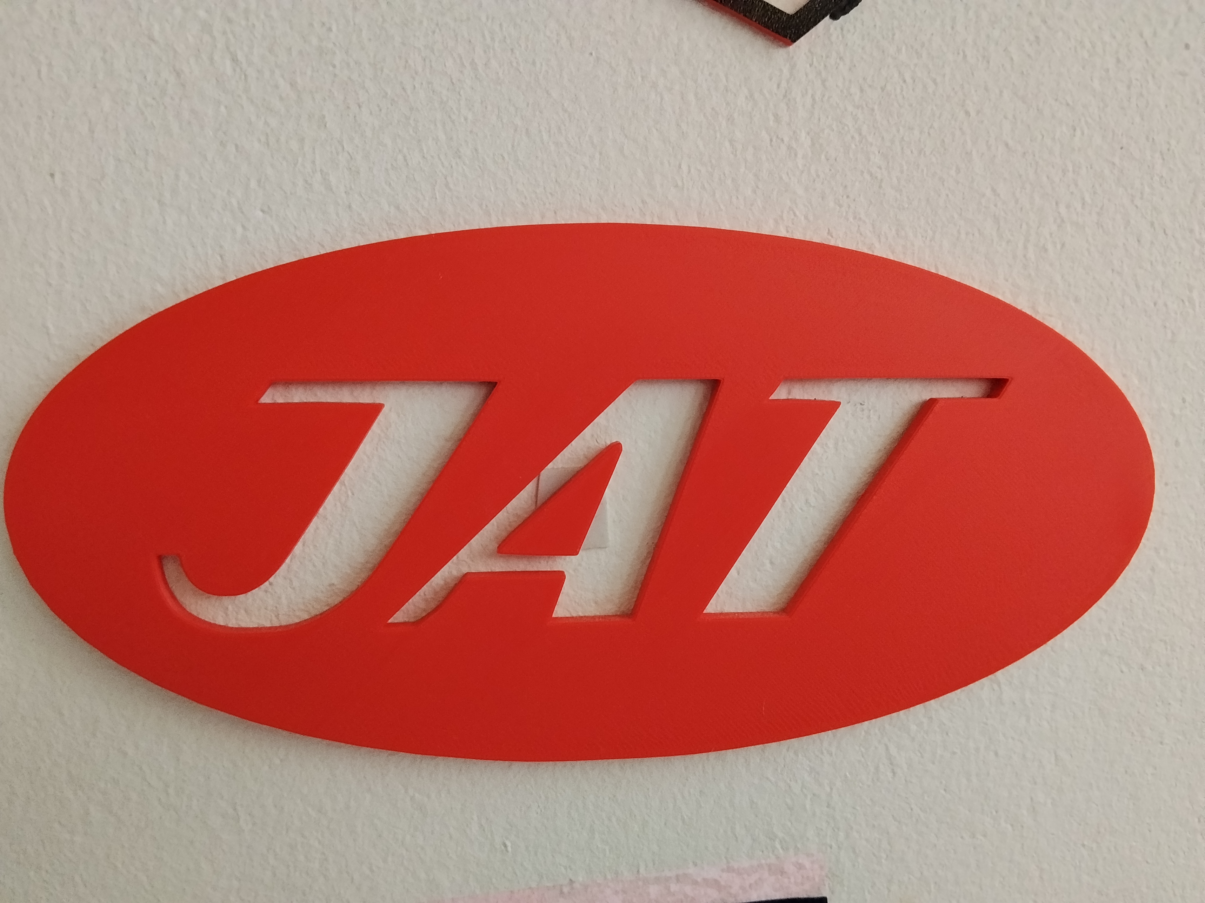 Crveni 3D štampani znak